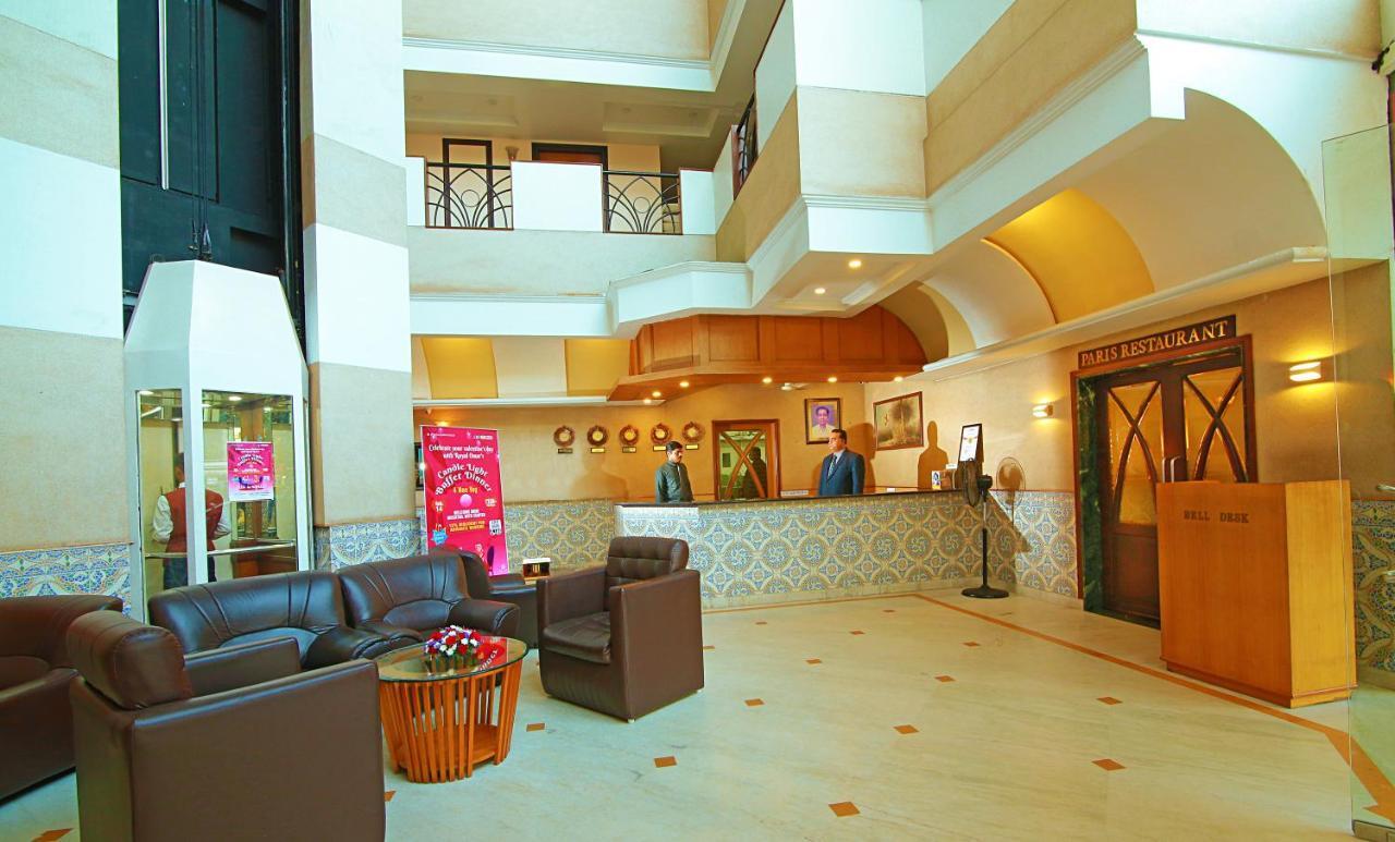 Royal Omars Hotell Kannur Exteriör bild